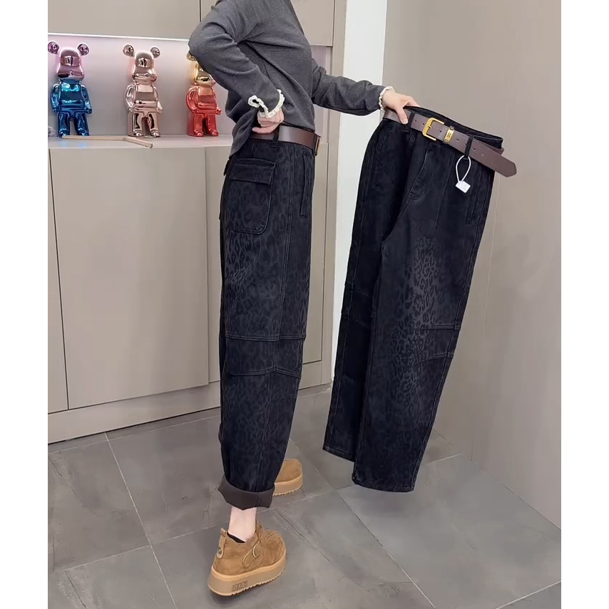 豹纹修身牛仔裤2025年冬季新款裤子加绒加厚九分裤显瘦高腰哈伦裤
