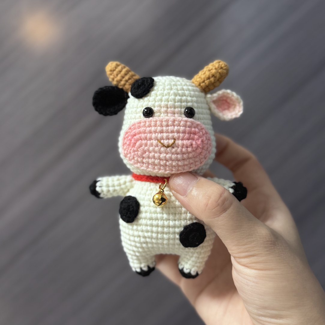 手工成品小牛毛线奶牛生肖编织十二生肖钥匙扣挂件钩织