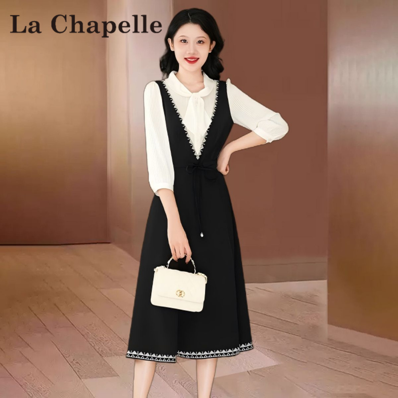 【拉夏】品牌深圳南油衬衫长袖连衣裙2025早秋新款轻奢流行爆款裙子