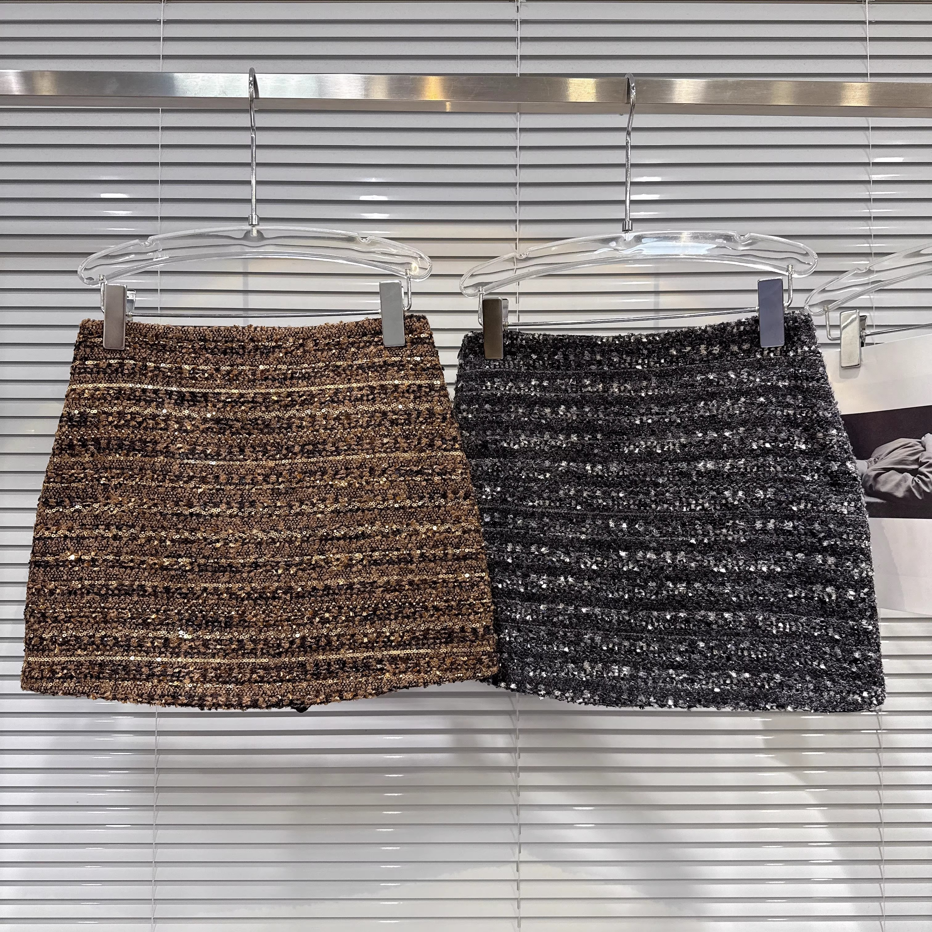 2025年秋季新款复古小香风粗花呢亮片百搭毛呢包臀半身短裙女装