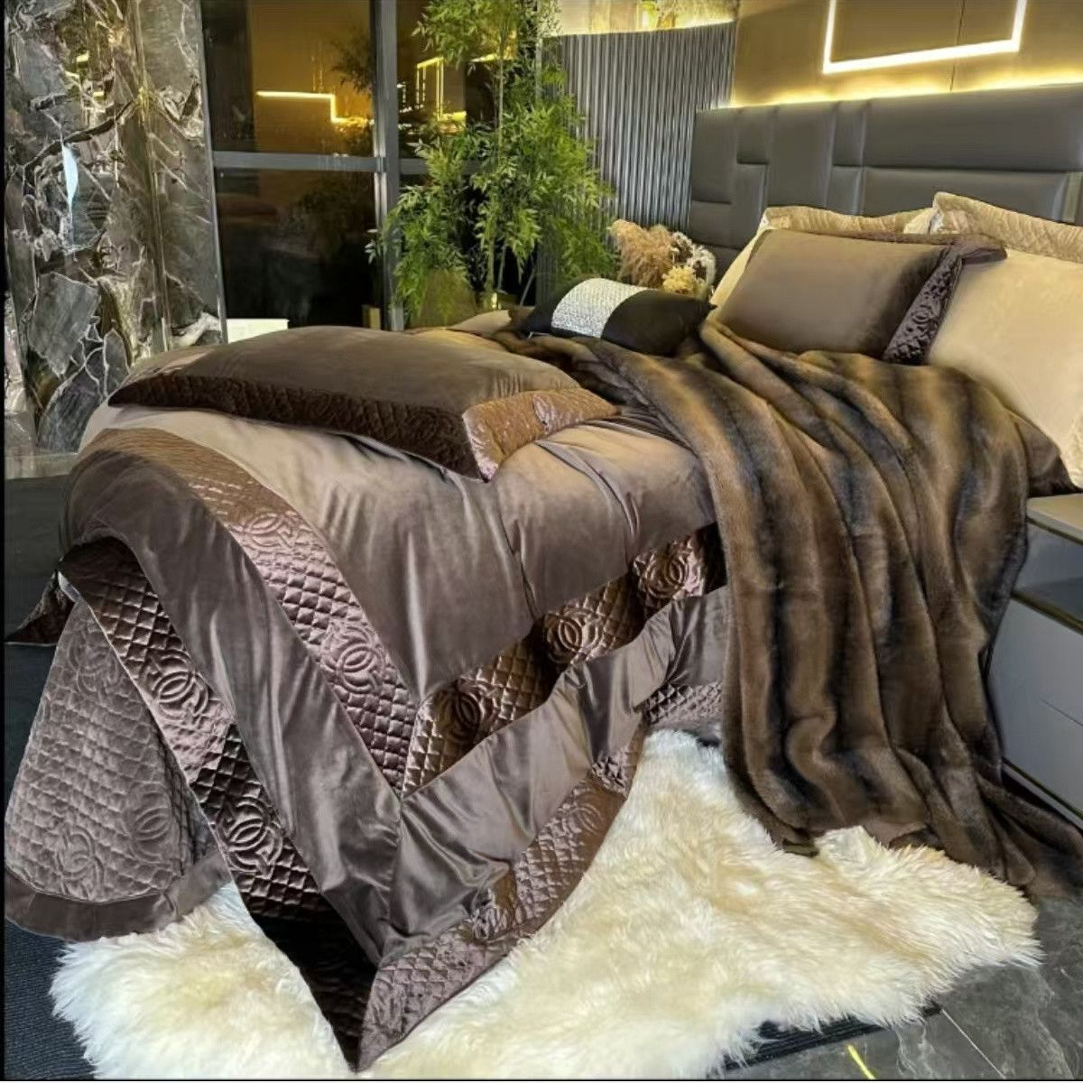 【正品雪尼尔面料】280克多功能轻奢加厚双面全消光牛奶绒四件套