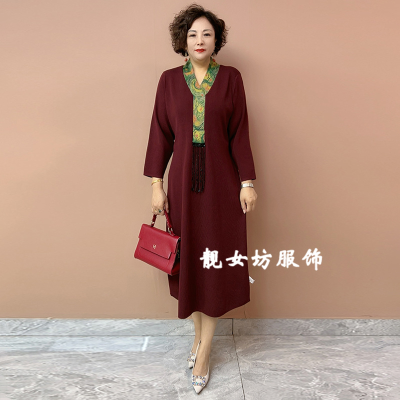 七分袖V领针织连衣裙夏季新款阔版宽松遮肚大码过膝气质妈妈裙子
