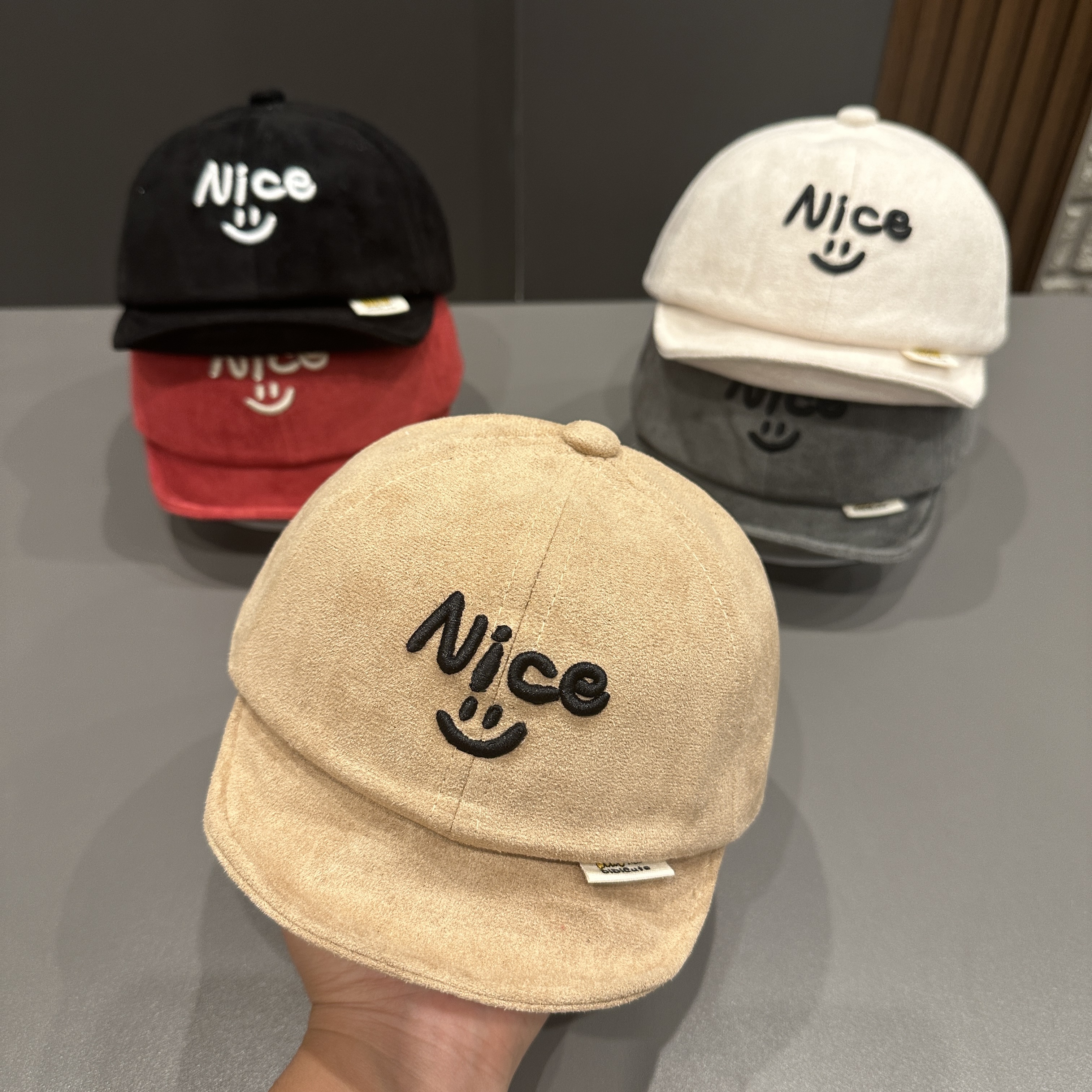 宝宝帽子秋冬季婴幼儿软檐鸭舌帽遮阳韩版潮男女童婴儿字母刺绣帽