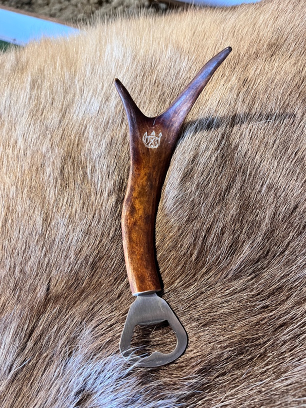 鄂温克族驯鹿角把开瓶器