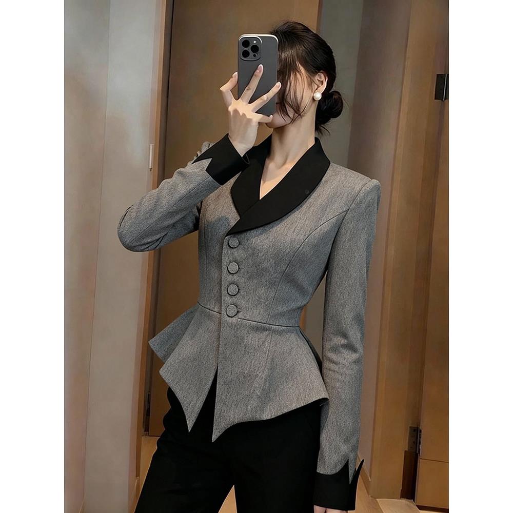 灰色短款外套女2025新款秋独特设计感巨好看小众美式拉链掐腰外套