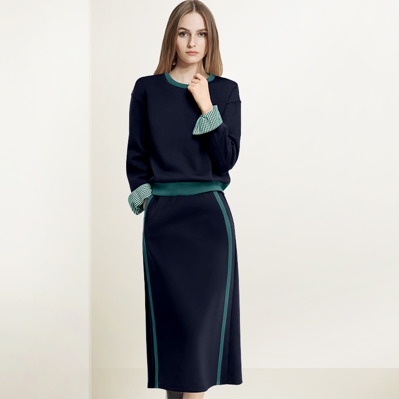 拼接休闲套装女2025年秋装新款设计拼接卫衣半身裙百搭显瘦两件套