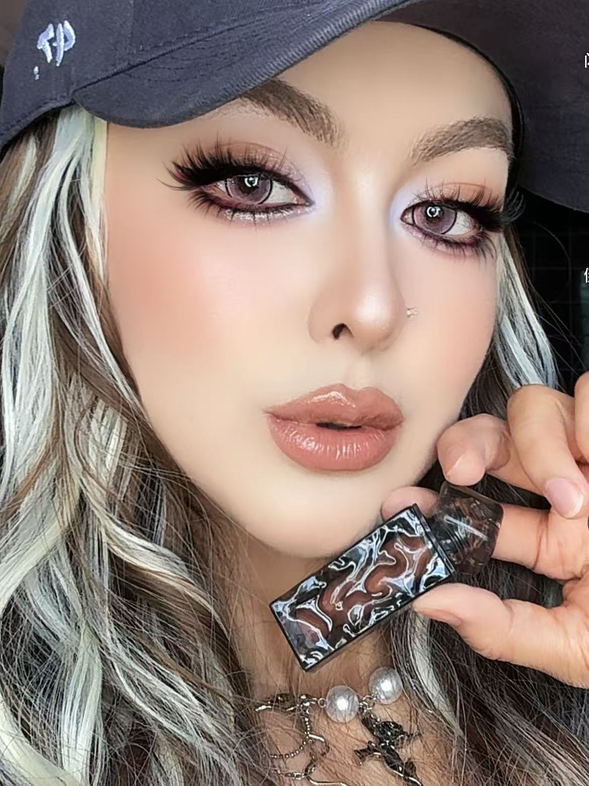 美合热坦锁色轻盛不沾杯学生哑光双色保湿唇釉星耀琉光水光唇蜜