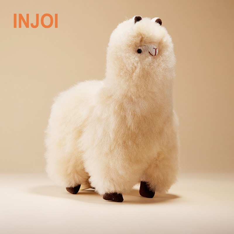 INJOI英乔30公分羊驼站姿手工毛绒玩具公仔装饰情侣节日送礼