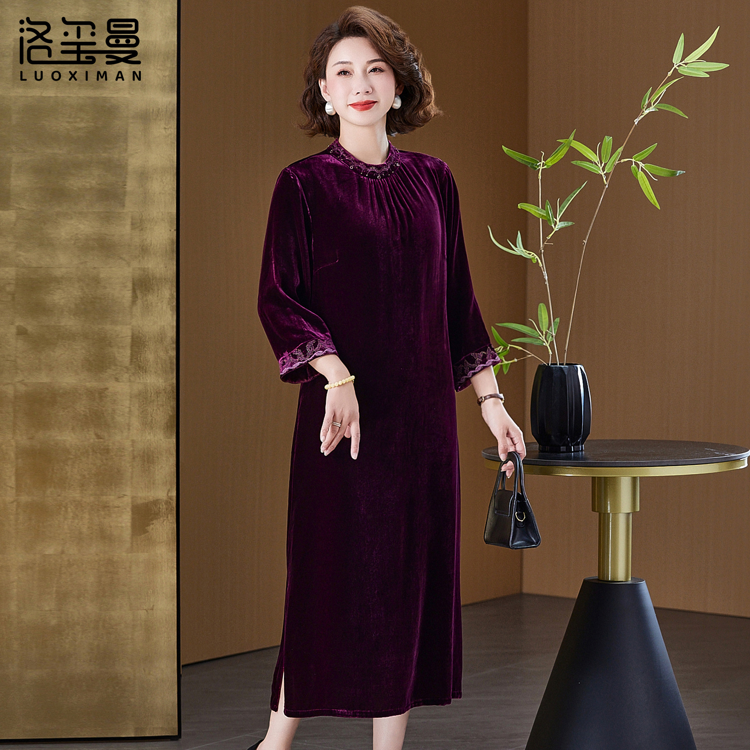 洛玺曼真丝绒妈妈洋气高贵连衣裙高档品牌绣花桑蚕丝春装裙子女