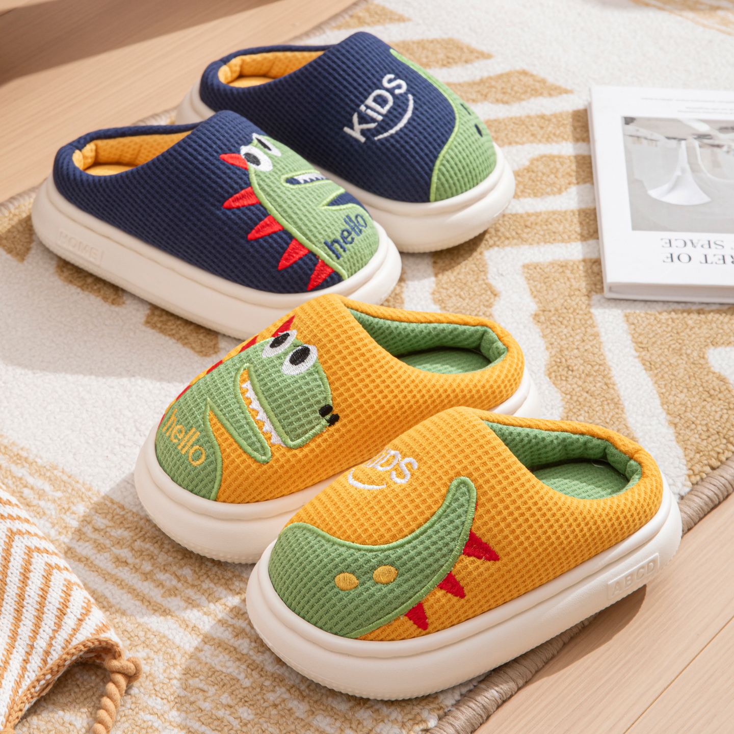 儿童棉拖鞋男童秋冬季小男孩女宝宝卡童恐龙居家防滑中大童布拖鞋