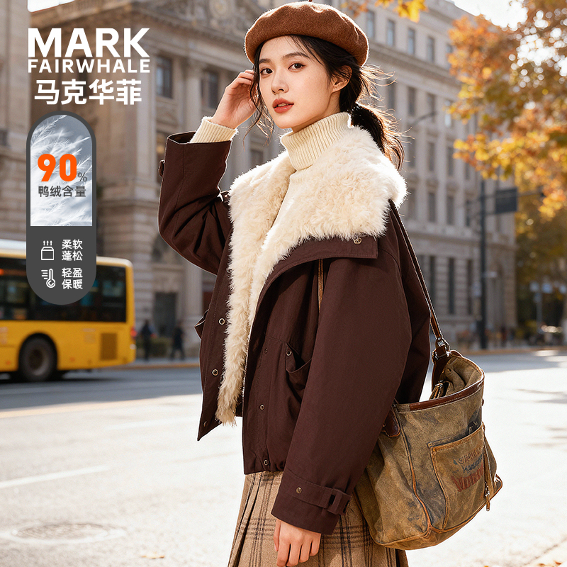 马克华菲女装冬季保暖休闲复古工装大翻领羽绒服 F54014A556