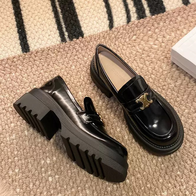 广州鞋女鞋凯旋门金扣一脚蹬懒人乐福单鞋女小皮鞋单鞋子