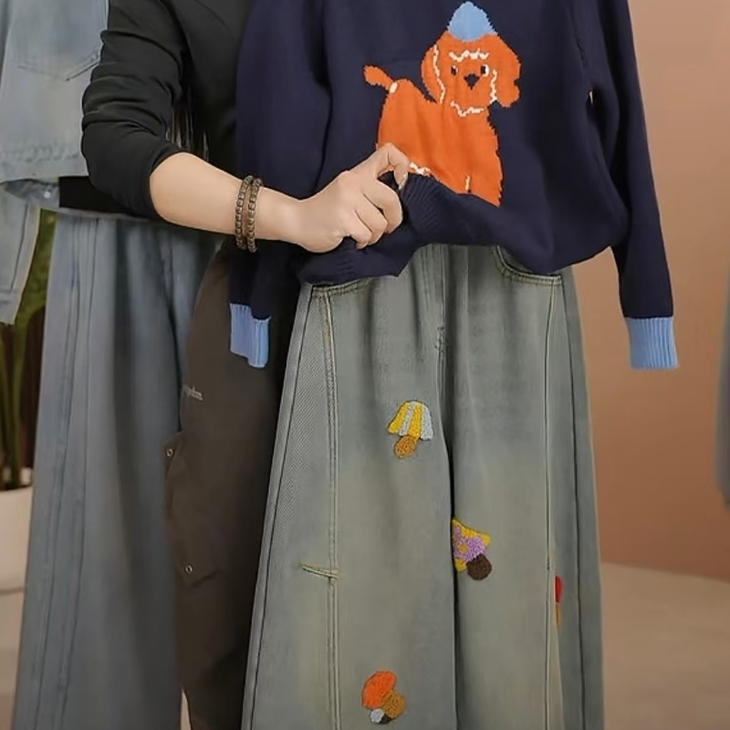 女童韩系卡通毛衣套装秋冬2025新款中大童冬装加绒直筒牛仔裤套潮