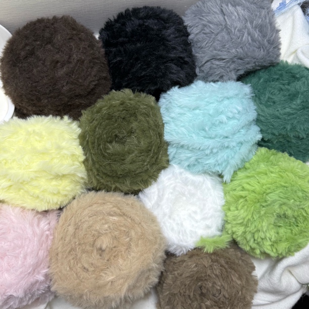皮草线裘皮绒毛线团珊瑚绒手工diy编织毛线懒兔毛织围巾秋冬特色