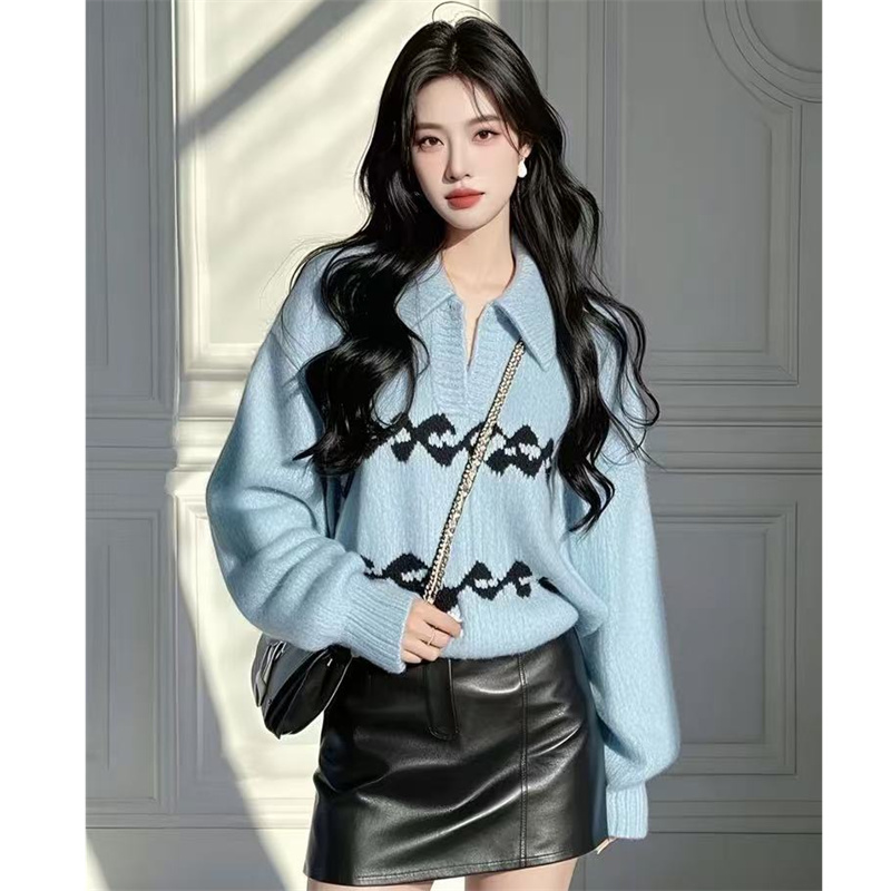 奶fufu慵懒高级感超好看韩系宽松浅蓝色印花针织polo衫女春季套装