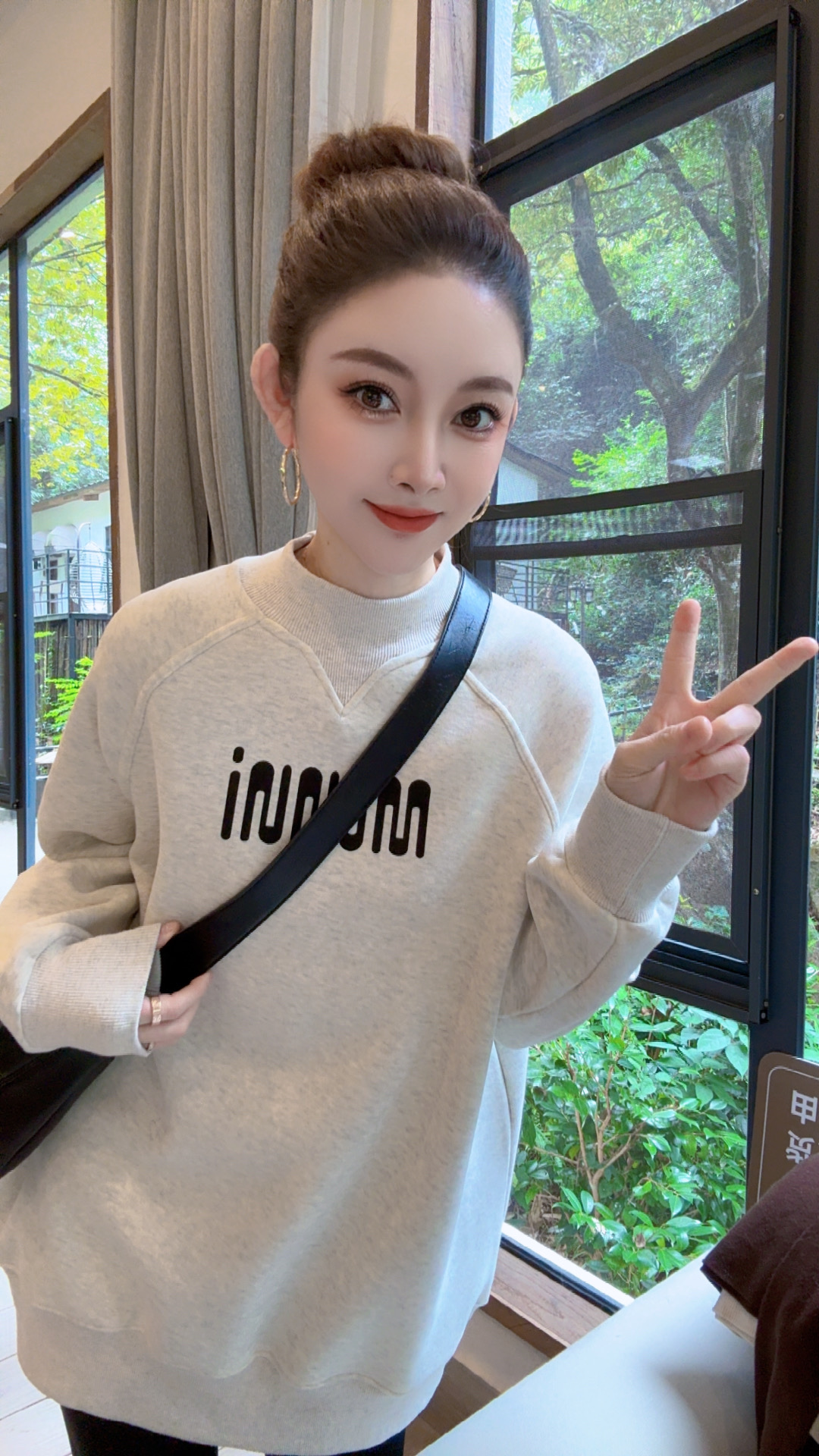 【现货秒发】秋冬新款百搭时尚字母印花简约款卫衣DZ96297