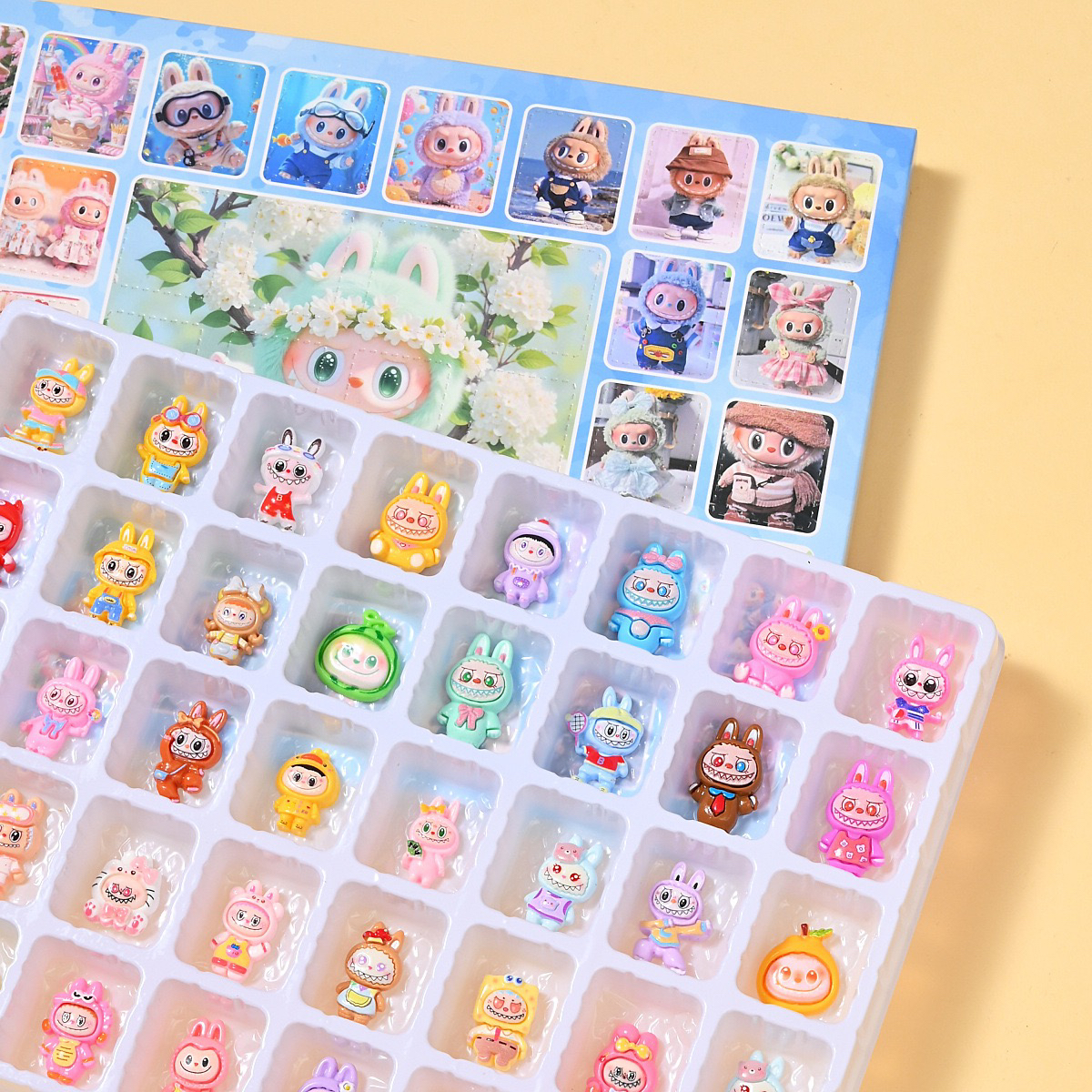 40入啦咘咘可爱树脂盲盒洞洞乐萌粒公仔摆件装饰儿童礼物网红摆件