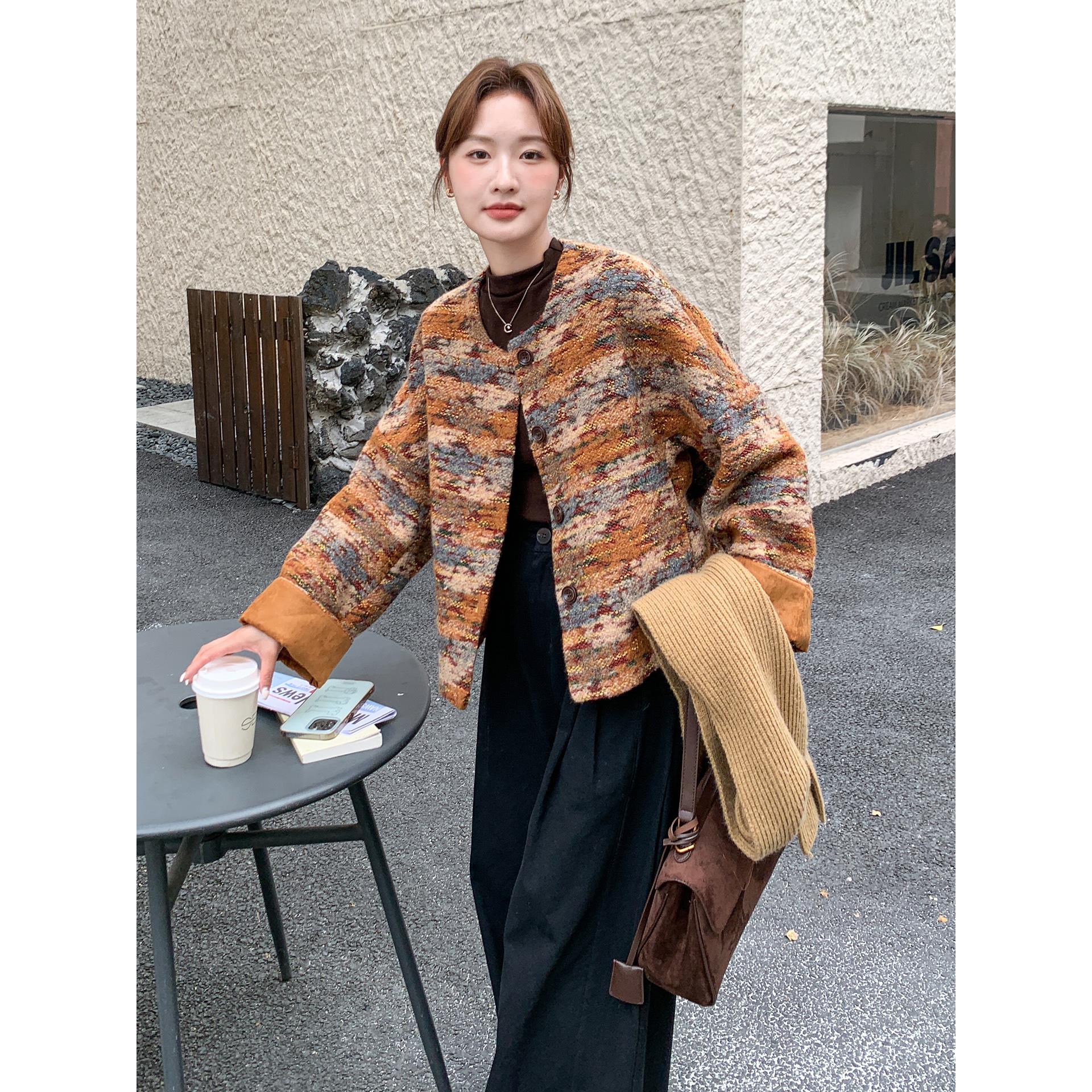 法式小香风印花毛呢外套女秋冬高级感小个子短款加厚夹棉呢子大衣