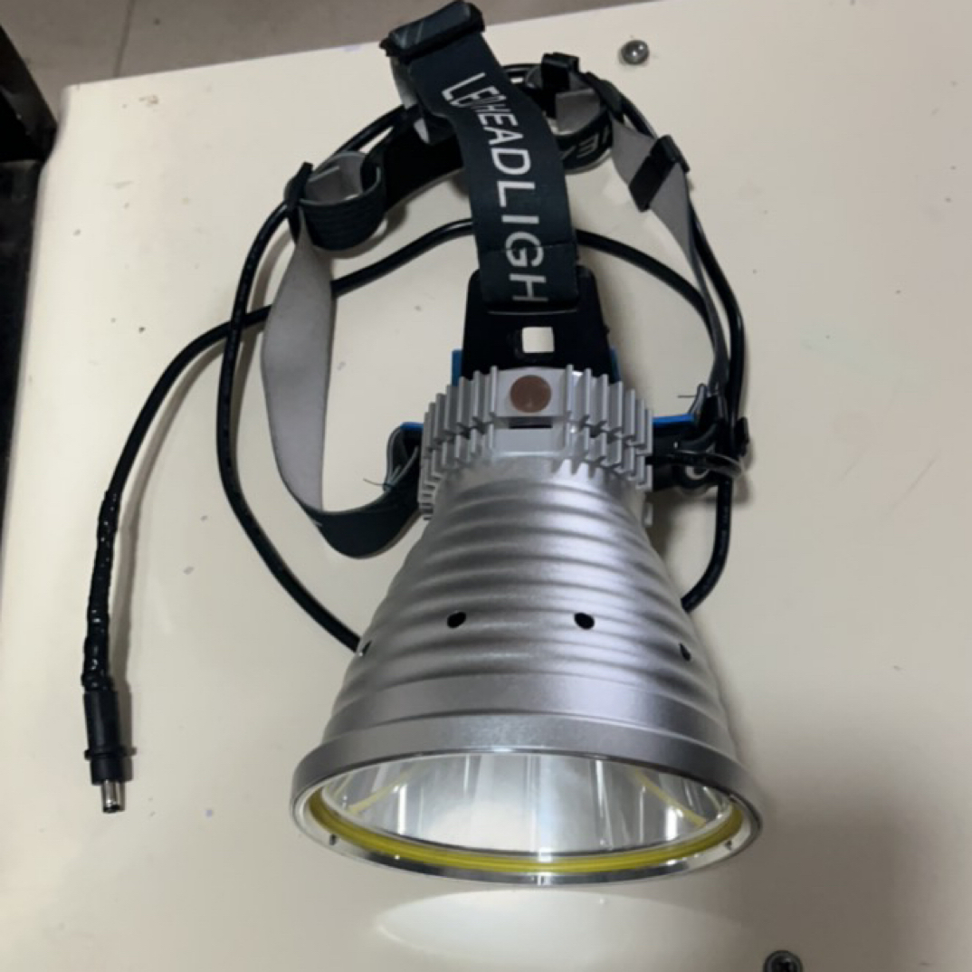 苍穹一号1106（单灯头不含电池）12V不降挡