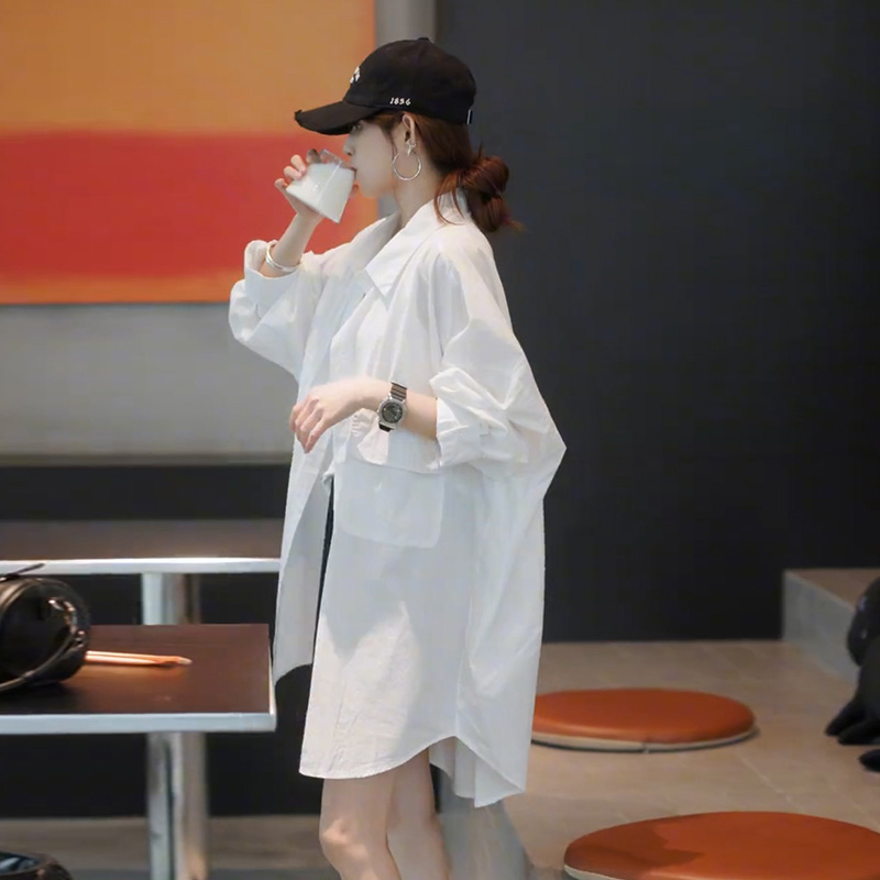 慵懒风休闲轻薄白色衬衫女款2025新款夏季中长款遮屁股防晒外套潮