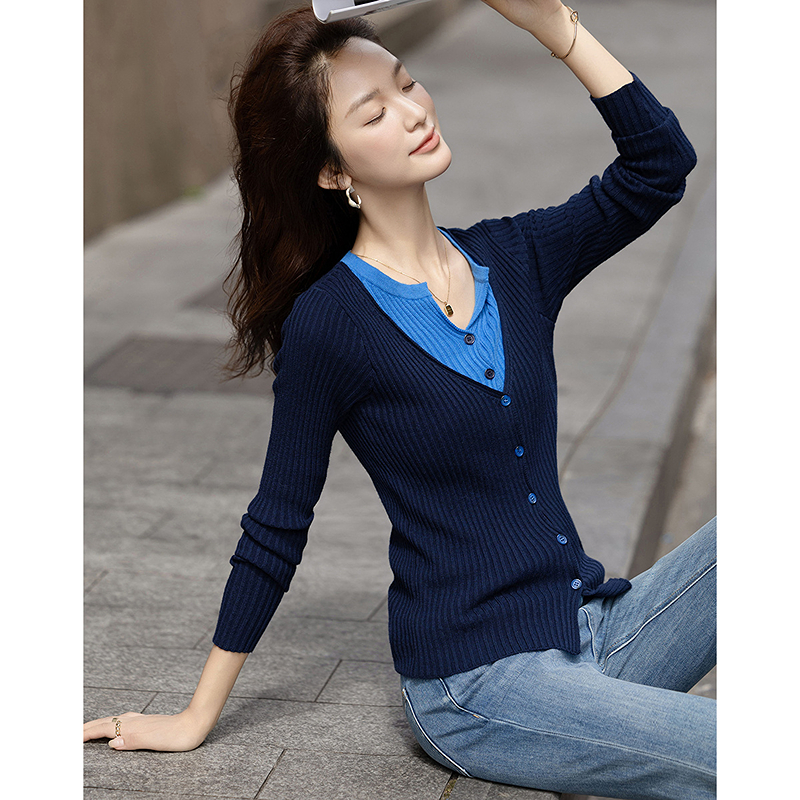 【德·玛纳】含绵羊毛秋季假两件V领撞色开衫修身气质针织衫品牌服饰