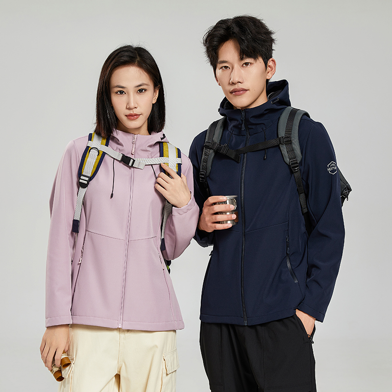 2025新款秋冬新款软壳衣防风防水户外登山露营冲锋衣男保暖情侣