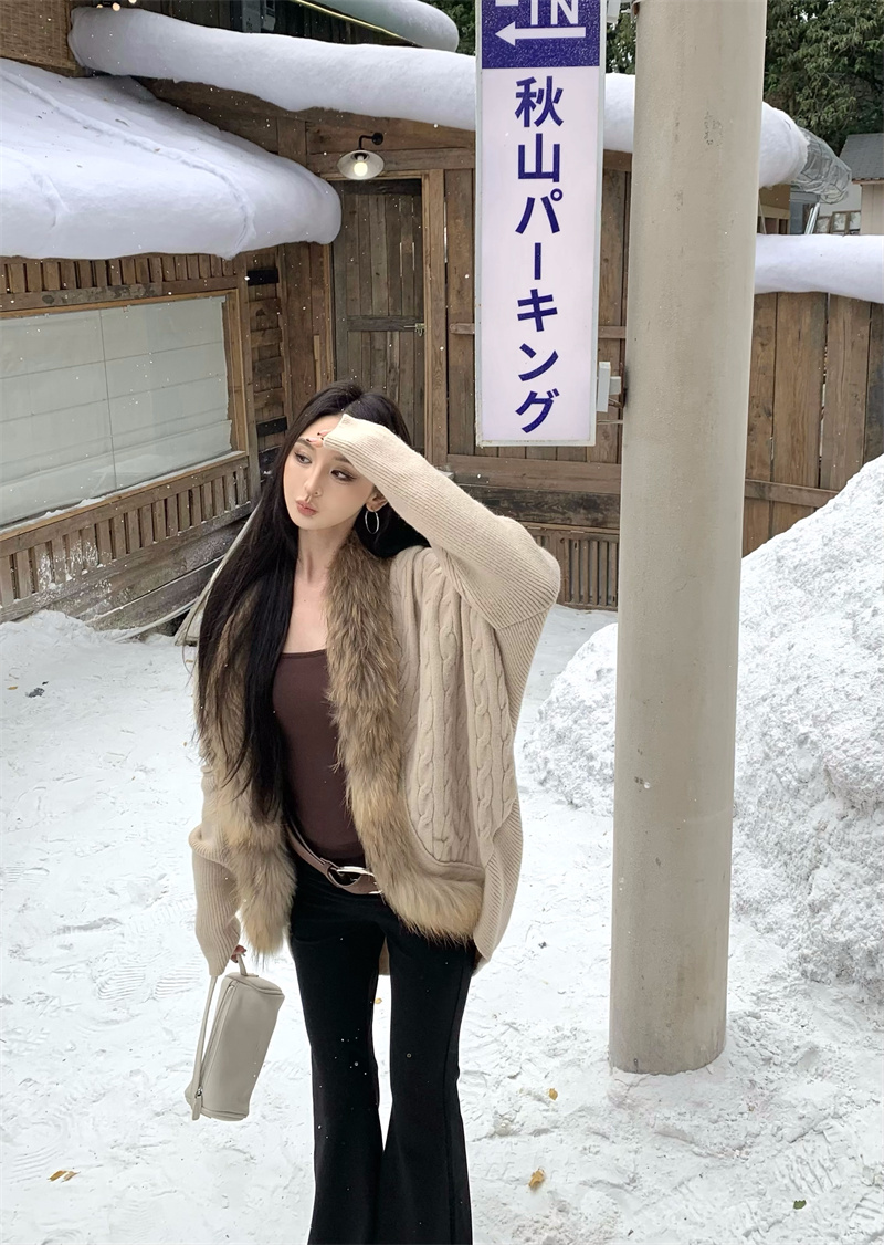 复古气质毛领针织毛衣开衫蝙蝠袖外套+长裤+纯色打底#A824