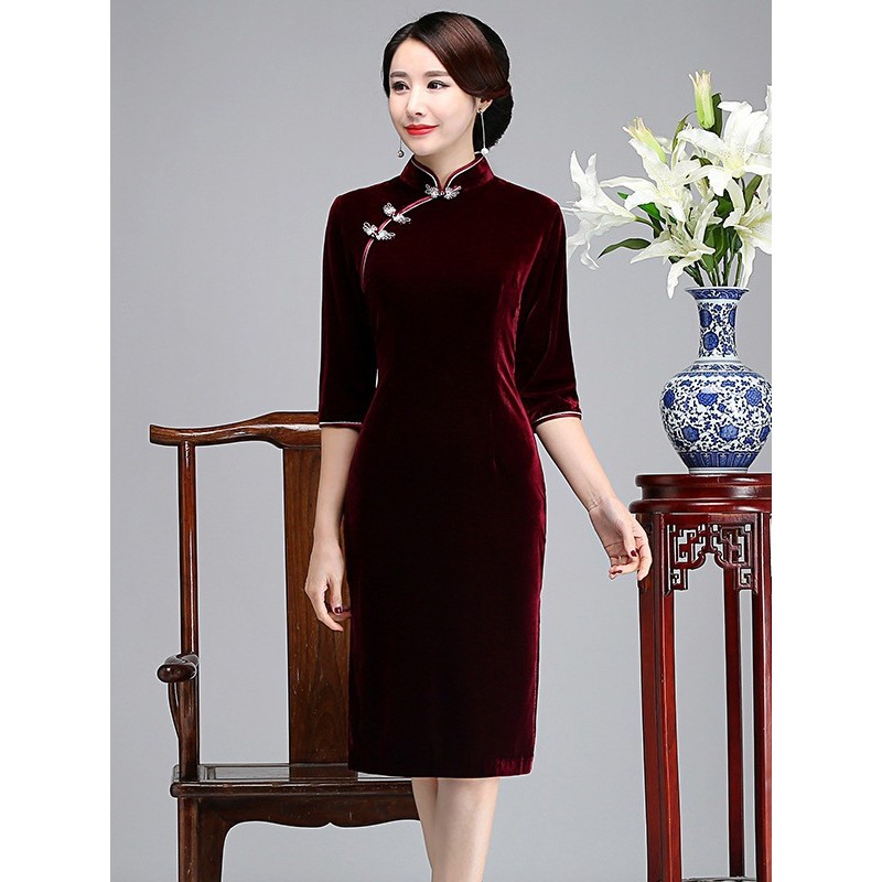 2024春季新款素色小个子金丝绒旗袍洋气高贵婚宴装妈妈礼服中长款