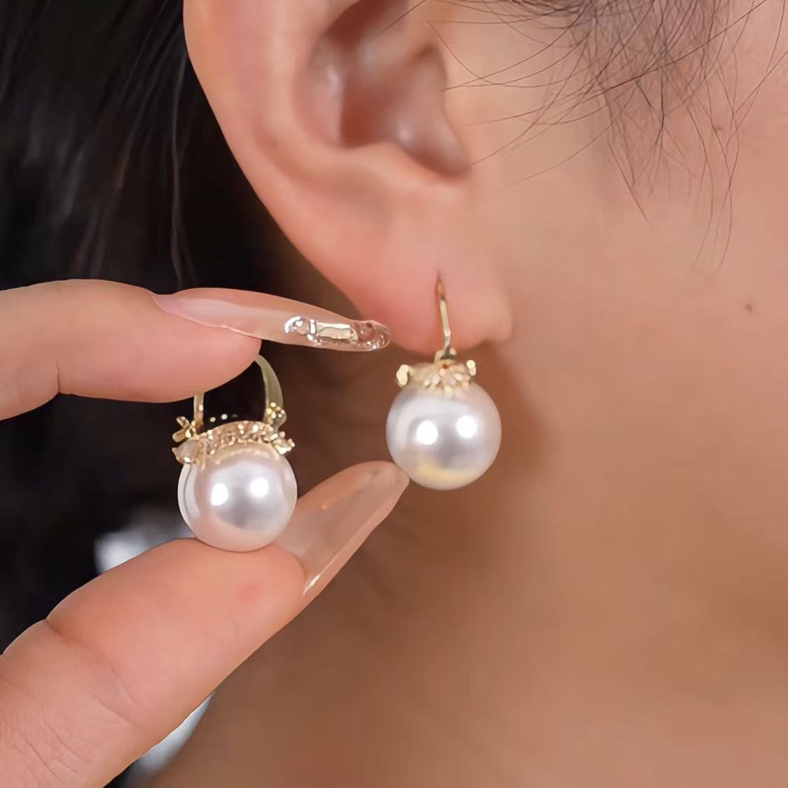 铜合金仿珍珠耳饰 气质复古港风提篮珠珠耳环新款经典精致耳扣