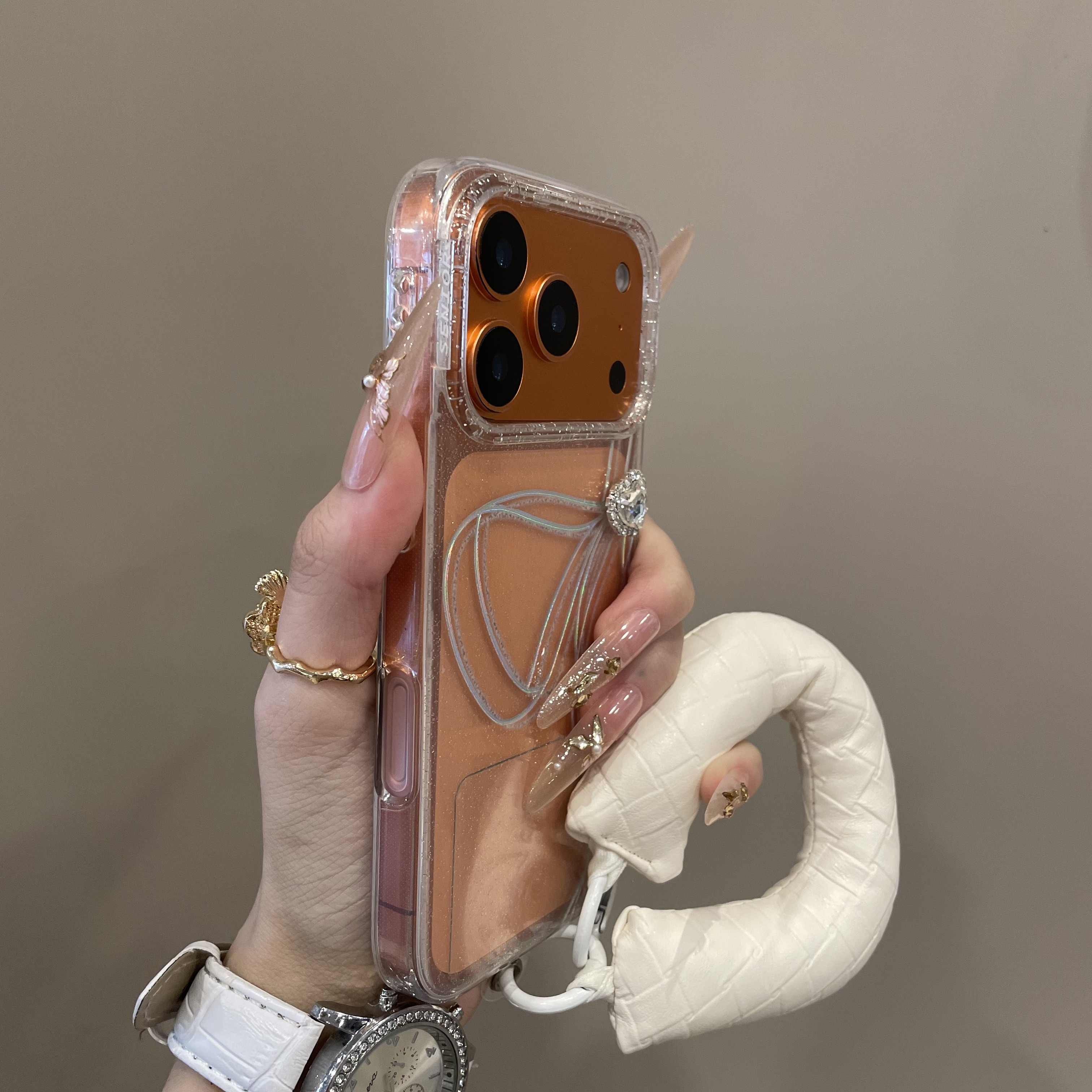 高级感镭射半屏蝴蝶结适用iPhone17手机壳16pro时尚15pm新款14/13