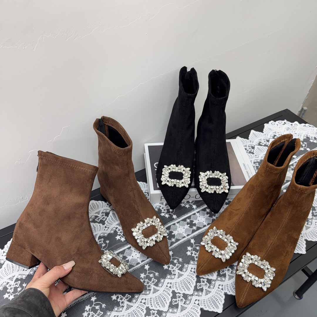 小个子内增高7CM小个子瘦瘦靴女秋冬加绒粗跟尖头水钻通勤短筒靴