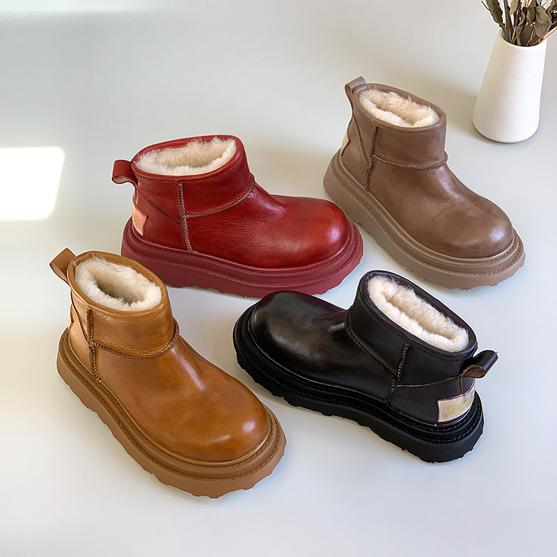 羊皮毛一体雪地靴女加绒加厚防水防滑厚底真皮短靴复古米奇大头鞋