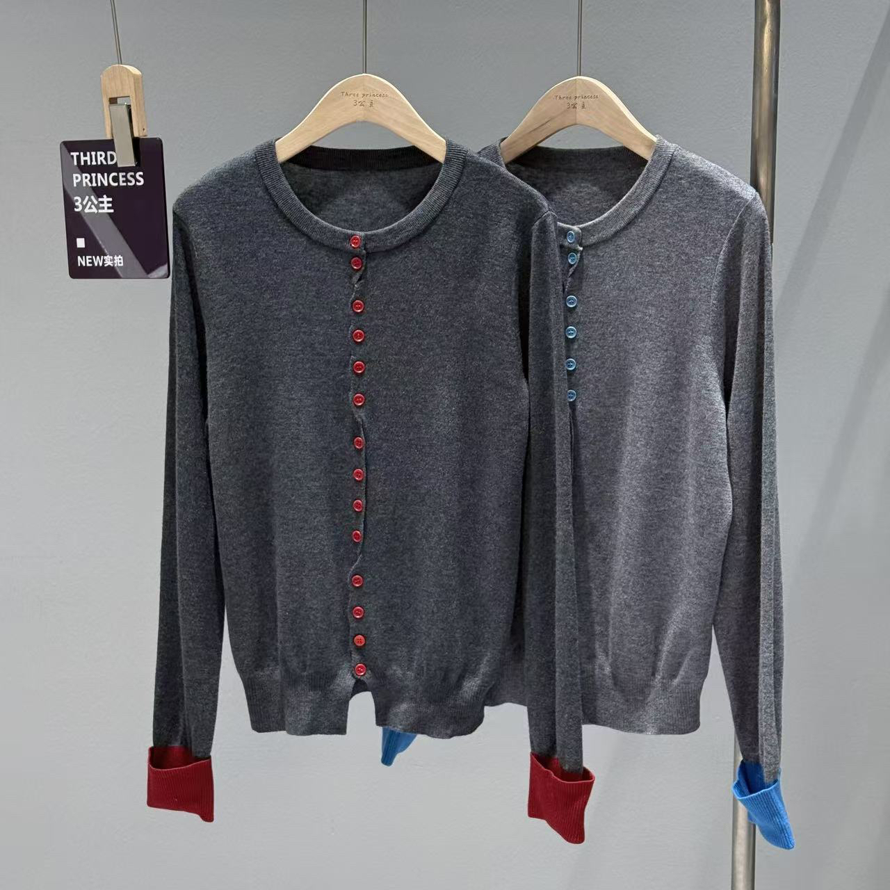 3公主 撞色针织毛衣 圆领秋冬简约长袖时尚百搭女装上衣减龄显瘦