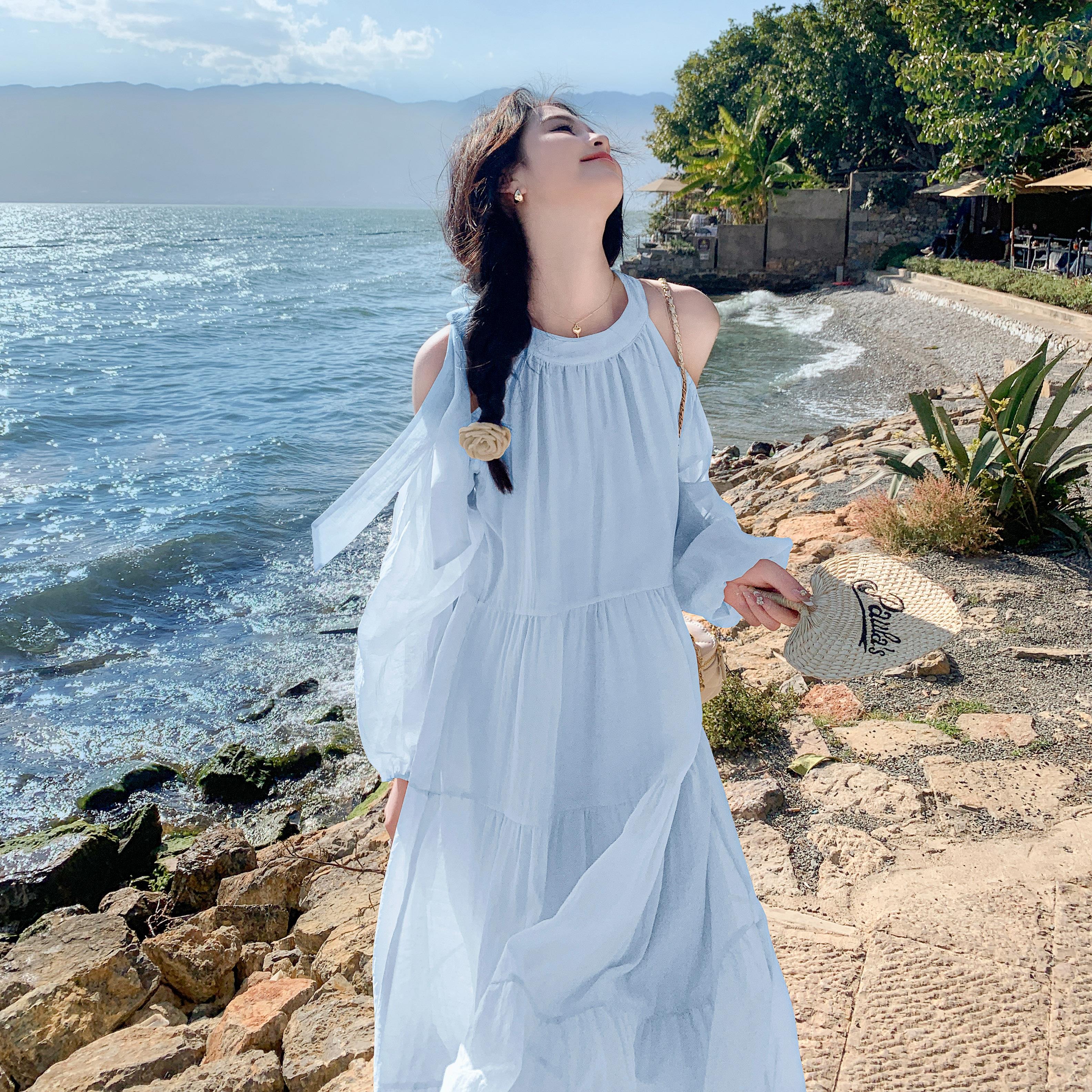 海边度假连衣裙女夏季2025新款甜美温柔风法式气质绝美露肩沙滩裙