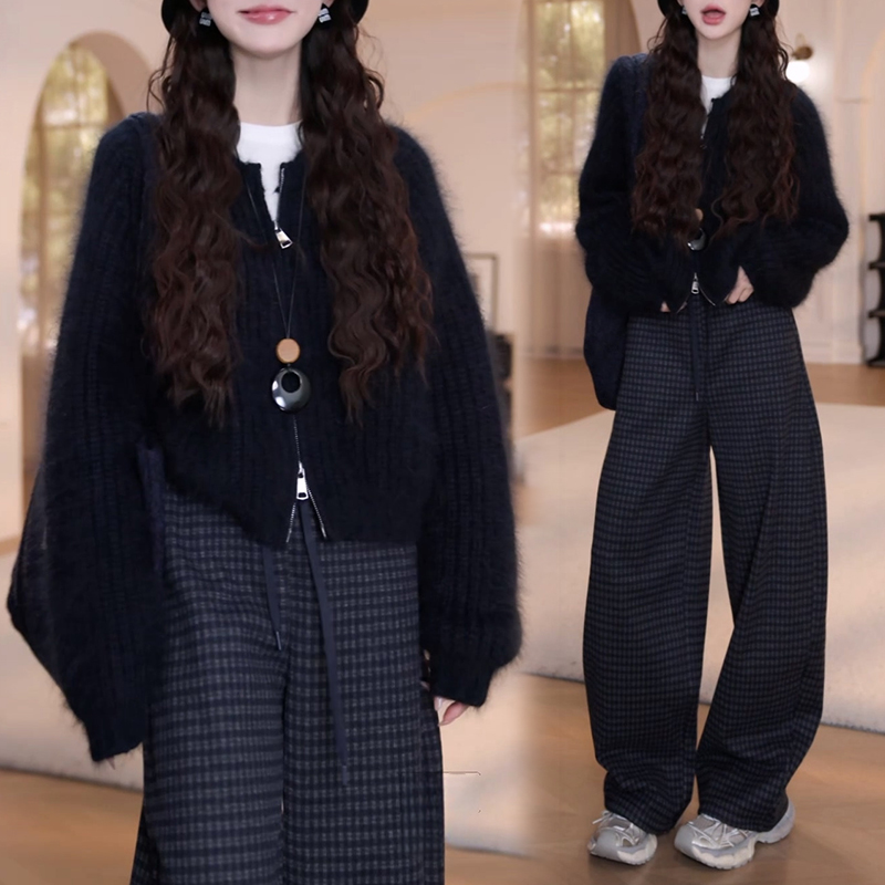 秋冬时尚两件套秋冬纯色针织毛衣拉链开衫长袖格子休闲裤卫裤长裤
