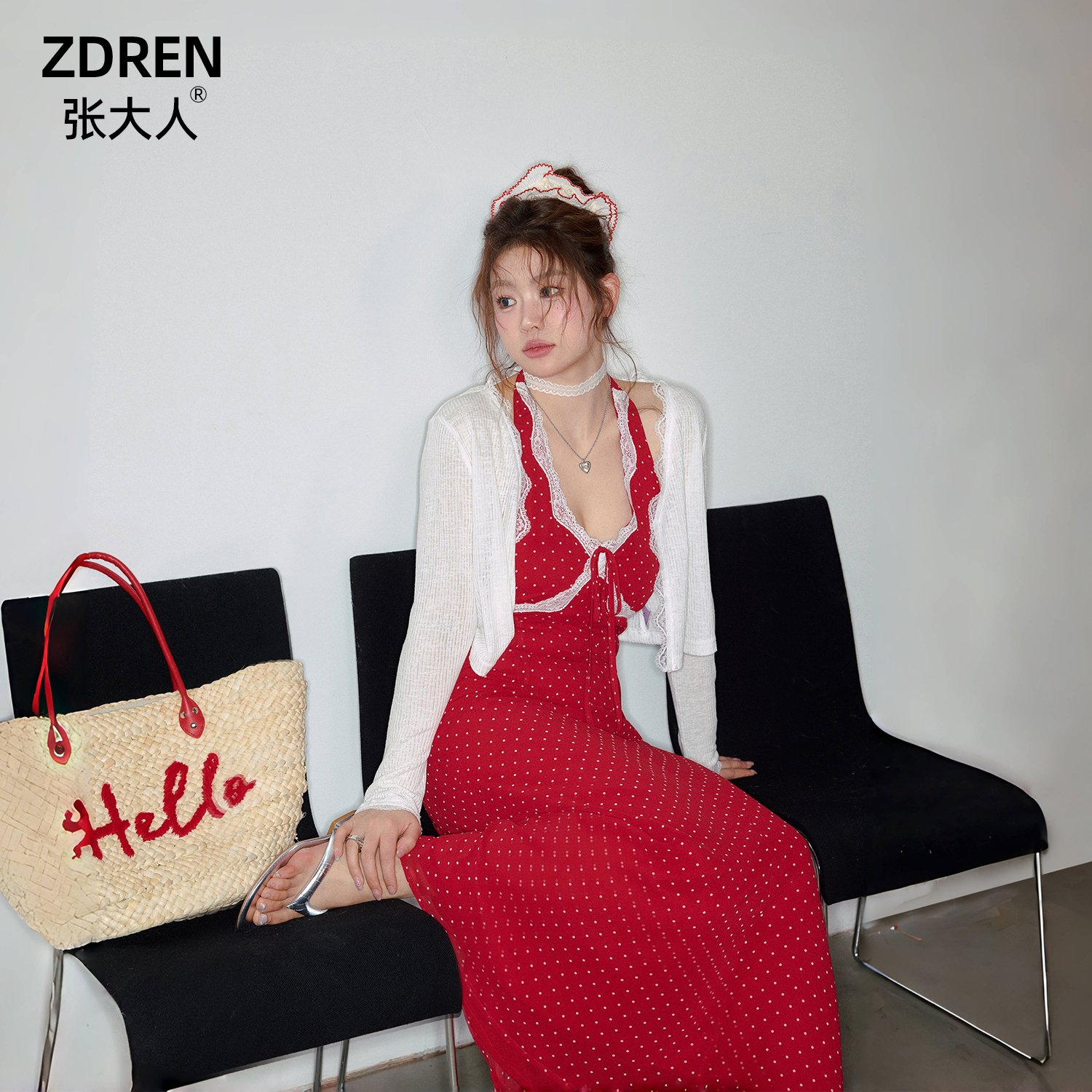 张大人【旧影寻暖】大码女装微胖妹妹度假风蕾丝波点挂脖连衣裙套装