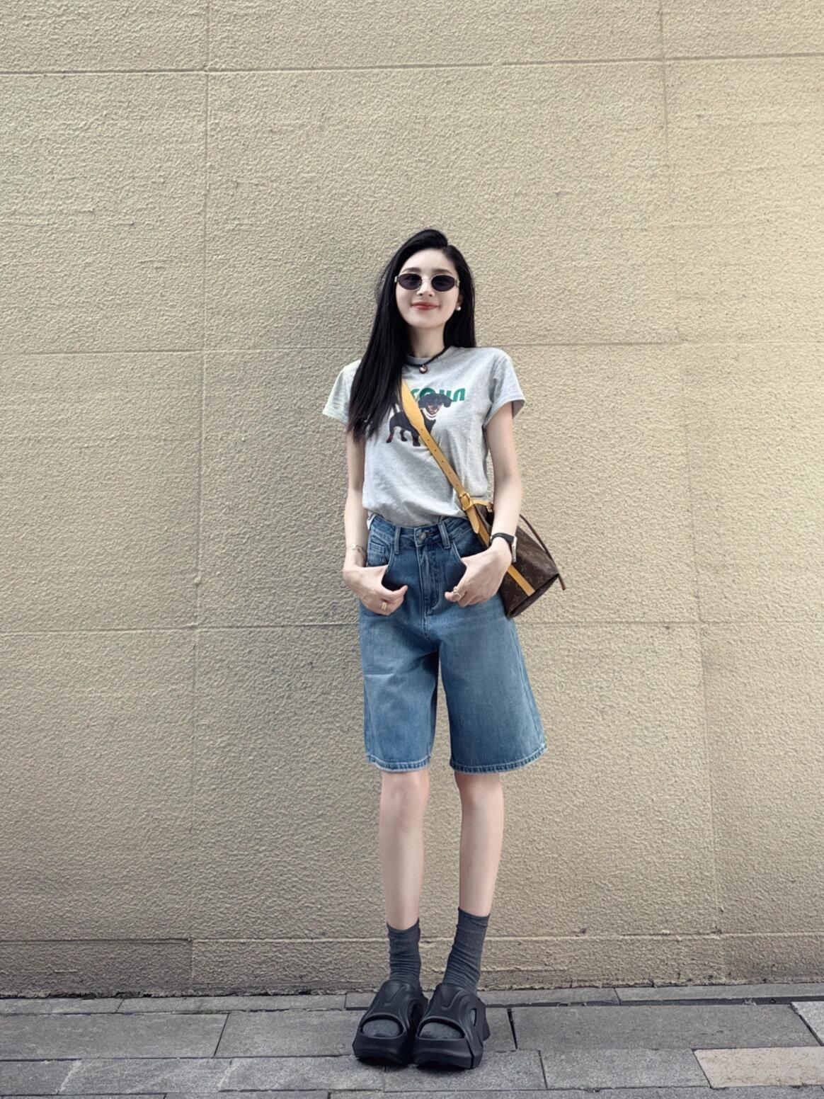 【容华】美式印花T恤上衣显瘦高腰牛仔中裤休闲慵懒风中性风套装