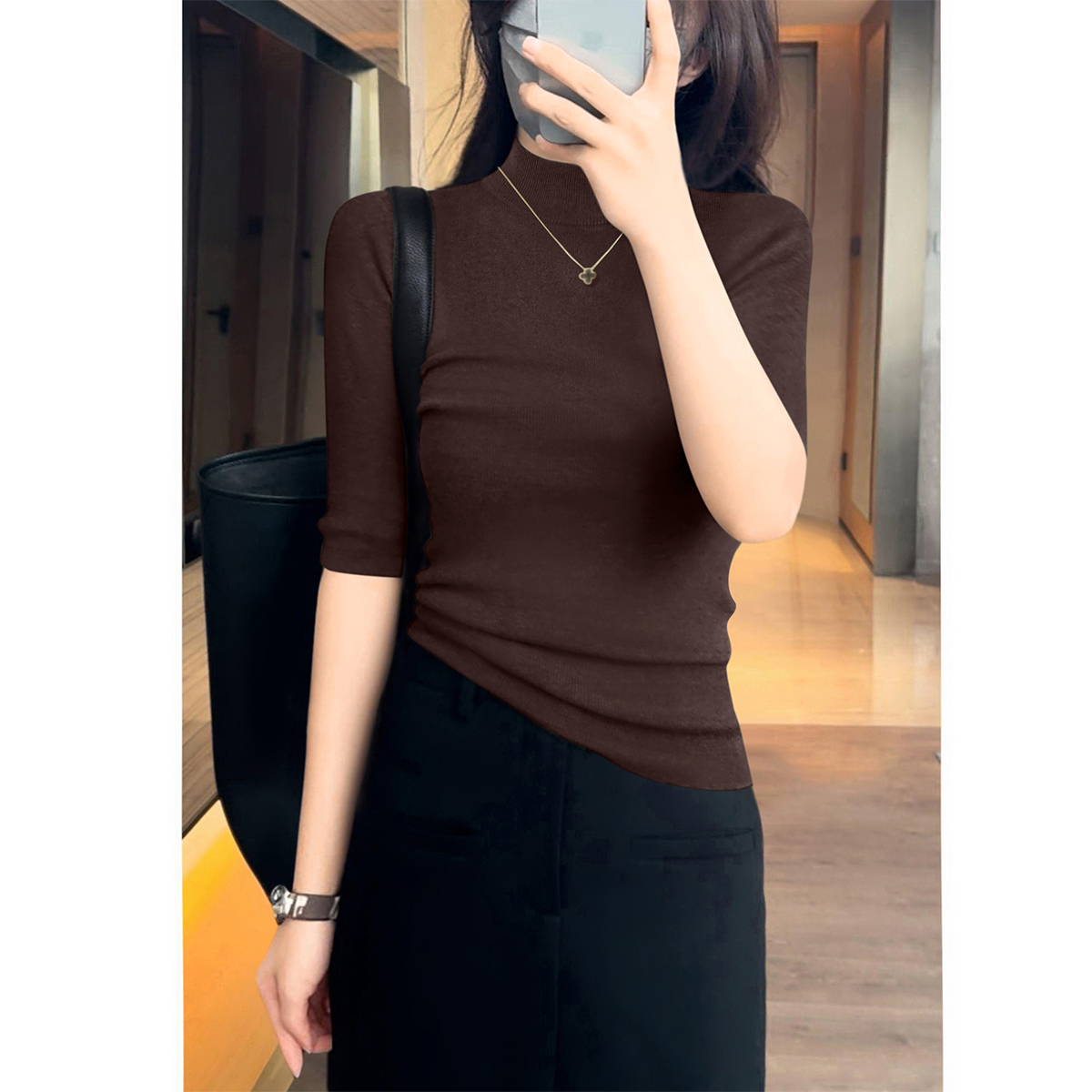 2025年秋季高级感深色系半高领设计感打底女装修身显瘦针织衫毛衣