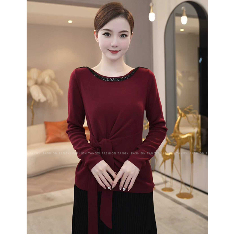 2025年秋冬新款【8024】含绵羊毛优雅修身复古长袖红色圆领针织上衣