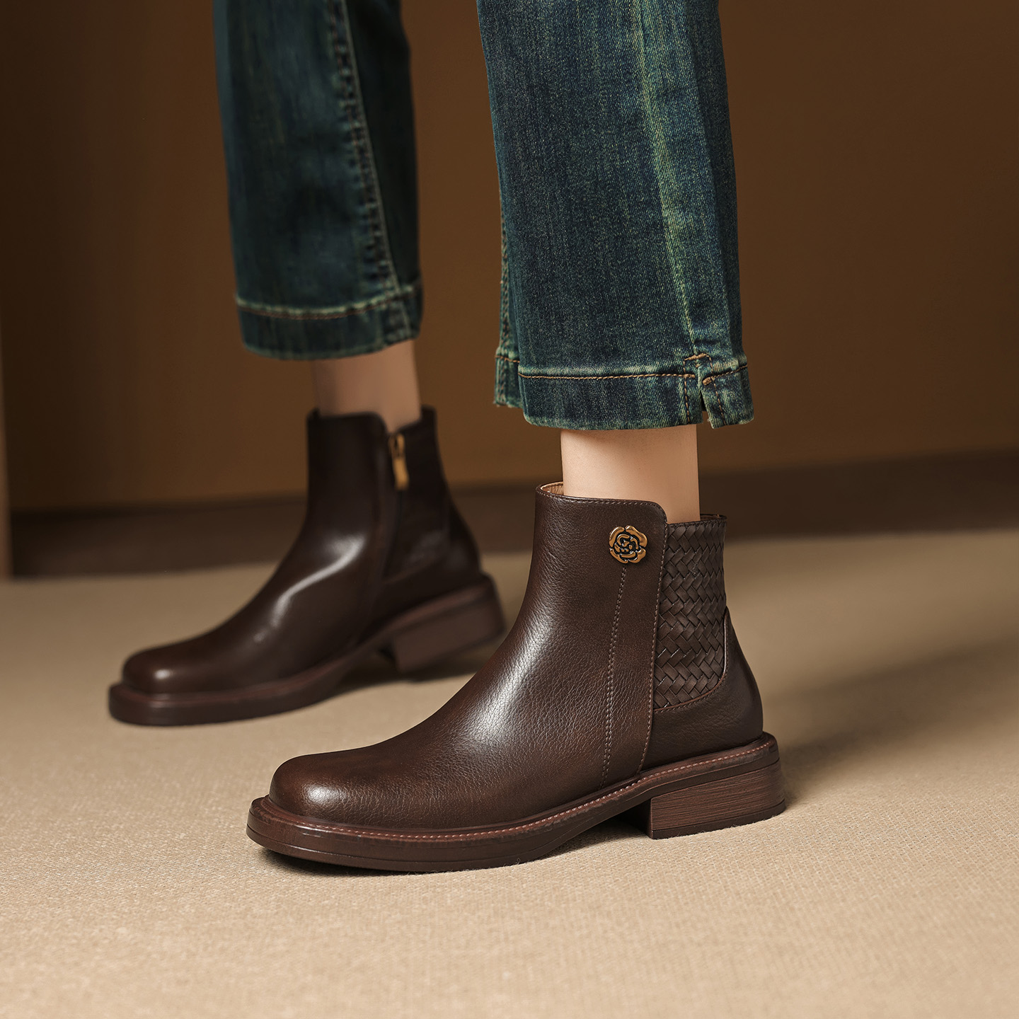 诗宝斐尔~山茶花粗跟切尔西靴女真皮棕色小短靴英伦风厚底马丁靴