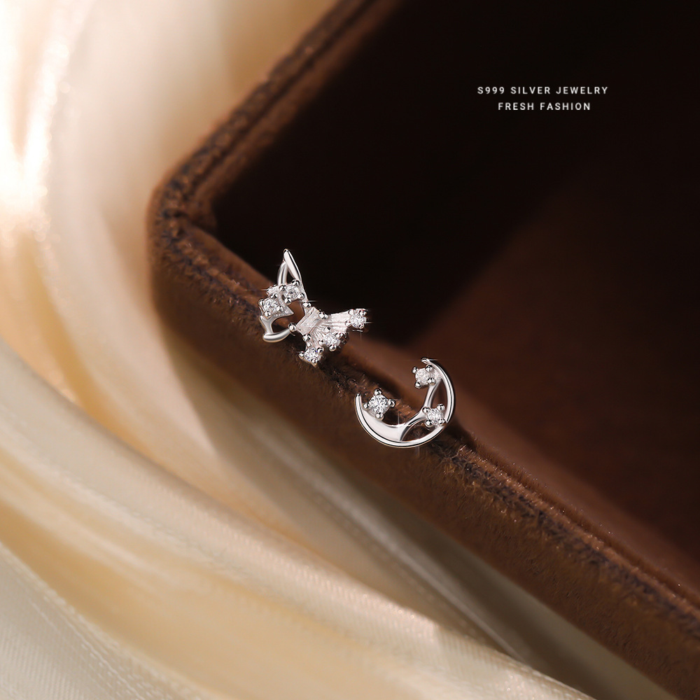 足银耳饰 999纯银精致镂空蝴蝶月亮耳钉2025秋冬爆款高级感耳骨钉