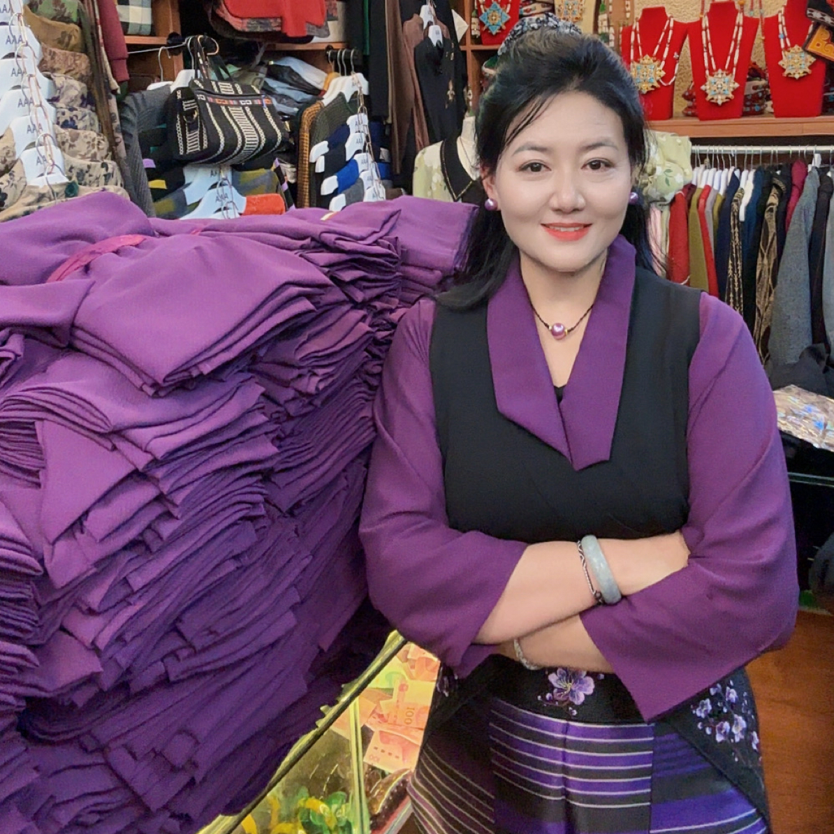 新款紫色点点衬衫