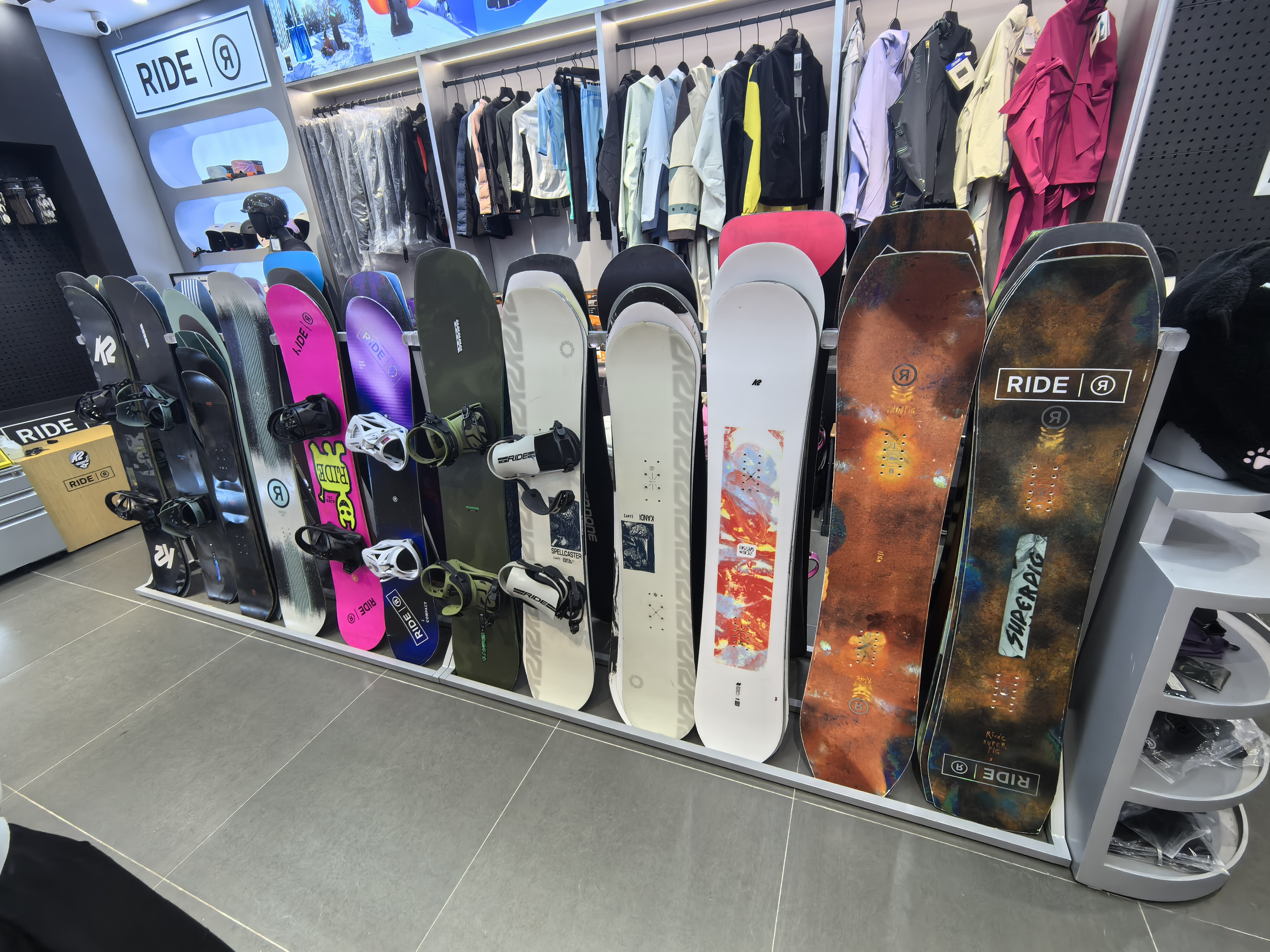 单板滑雪板男女全能板刻滑平花公园滑雪装备全能滑雪板租赁