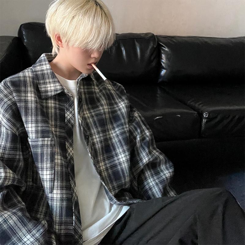 藏青色长袖格子衬衫男士春秋季2025新款宽松痞帅休闲翻领衬衣外套