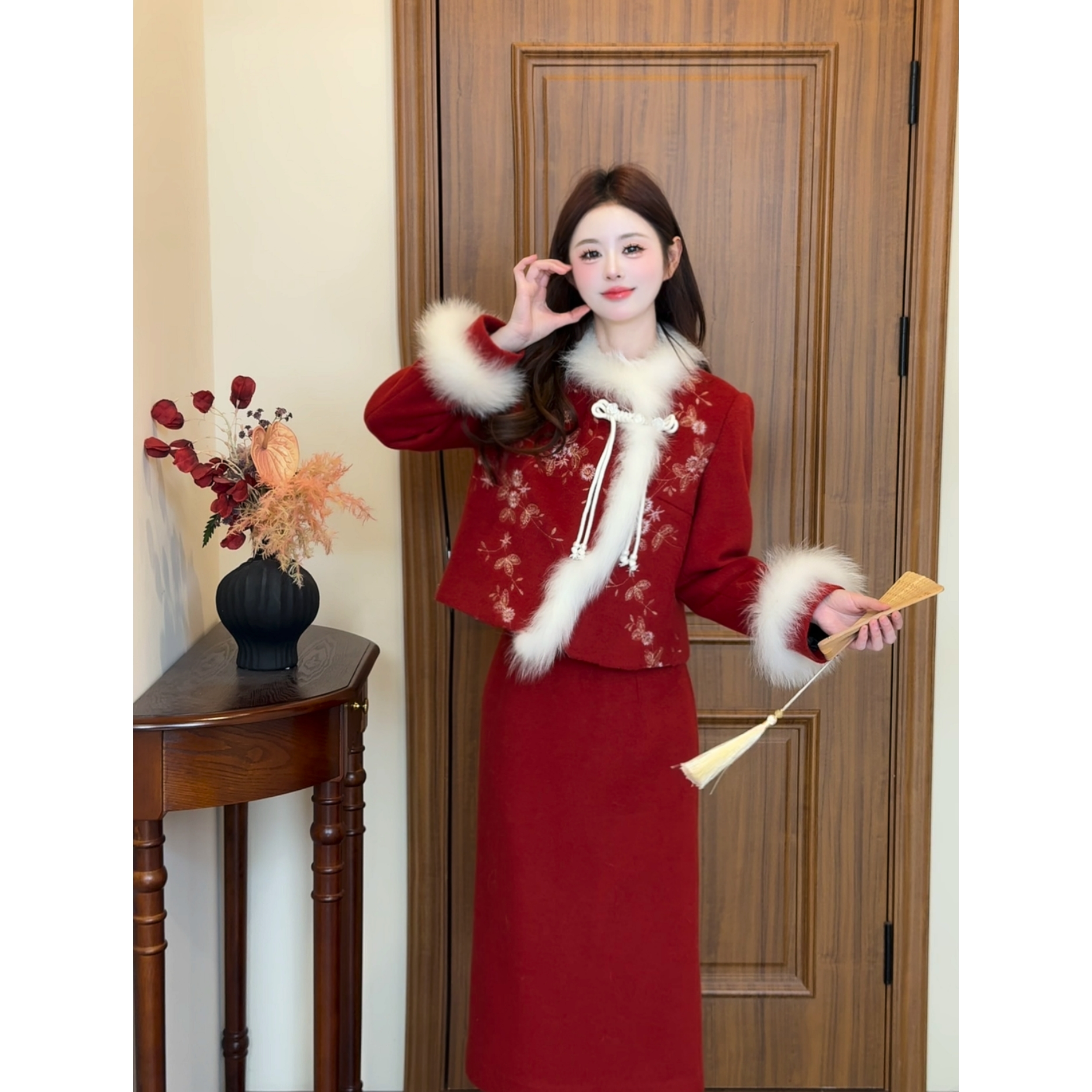 【赤锦】<77>新中式刺绣拼毛羽绒毛呢外套+班群套装XMZH10371