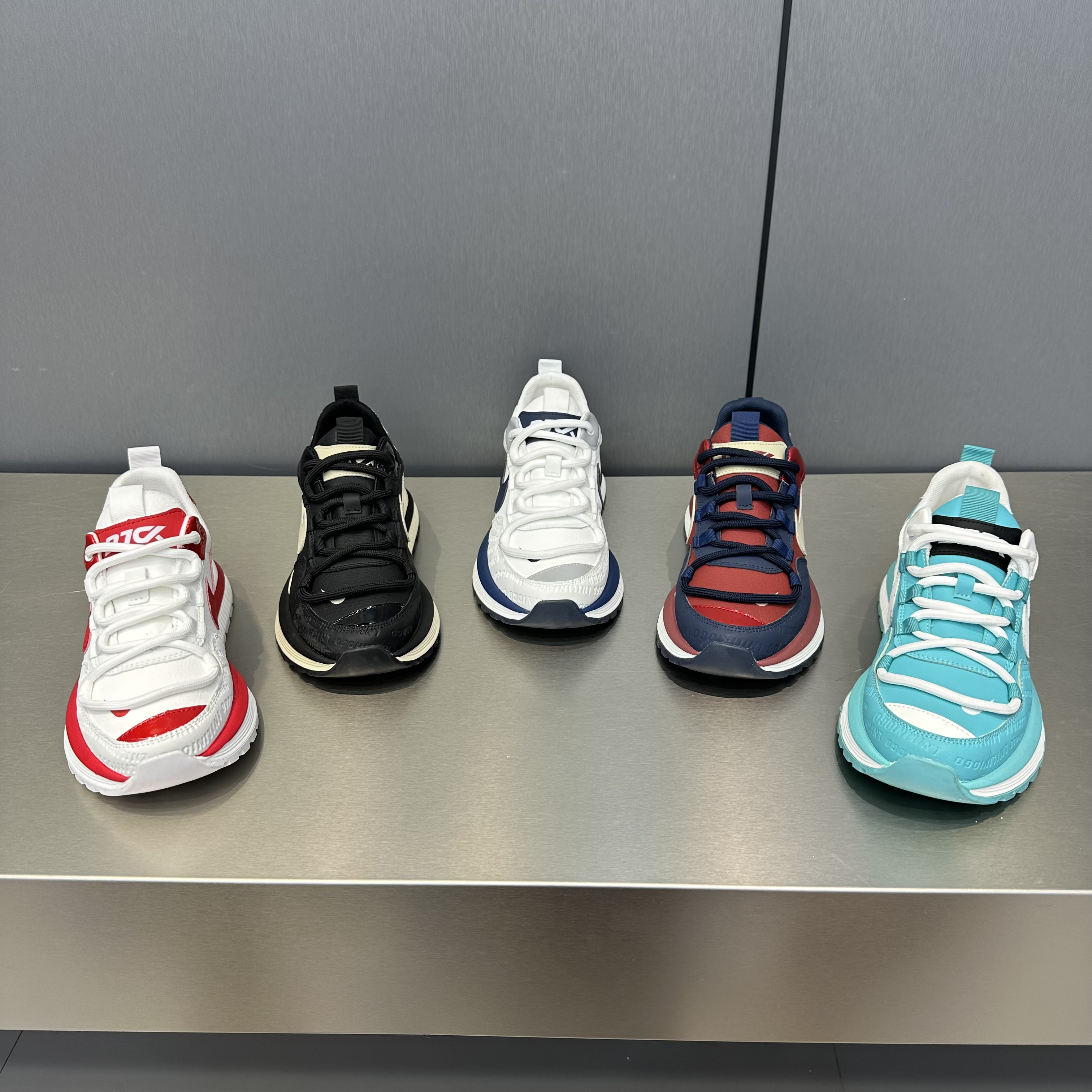 68-519秋季新款男士运动休闲鞋透气拼色胶粘百搭舒适潮鞋