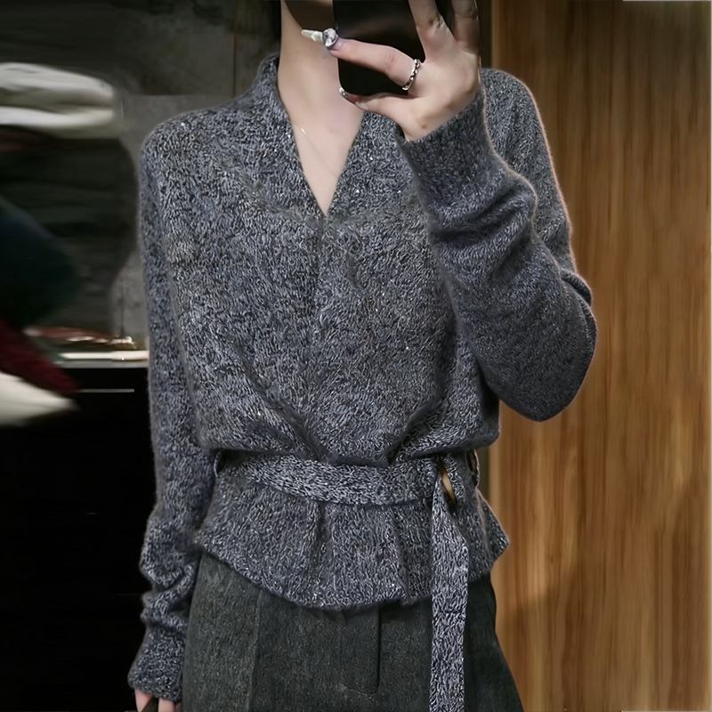 慵懒风V领毛衣女2025秋冬高级感洋气减龄系带收腰显瘦针织衫上衣