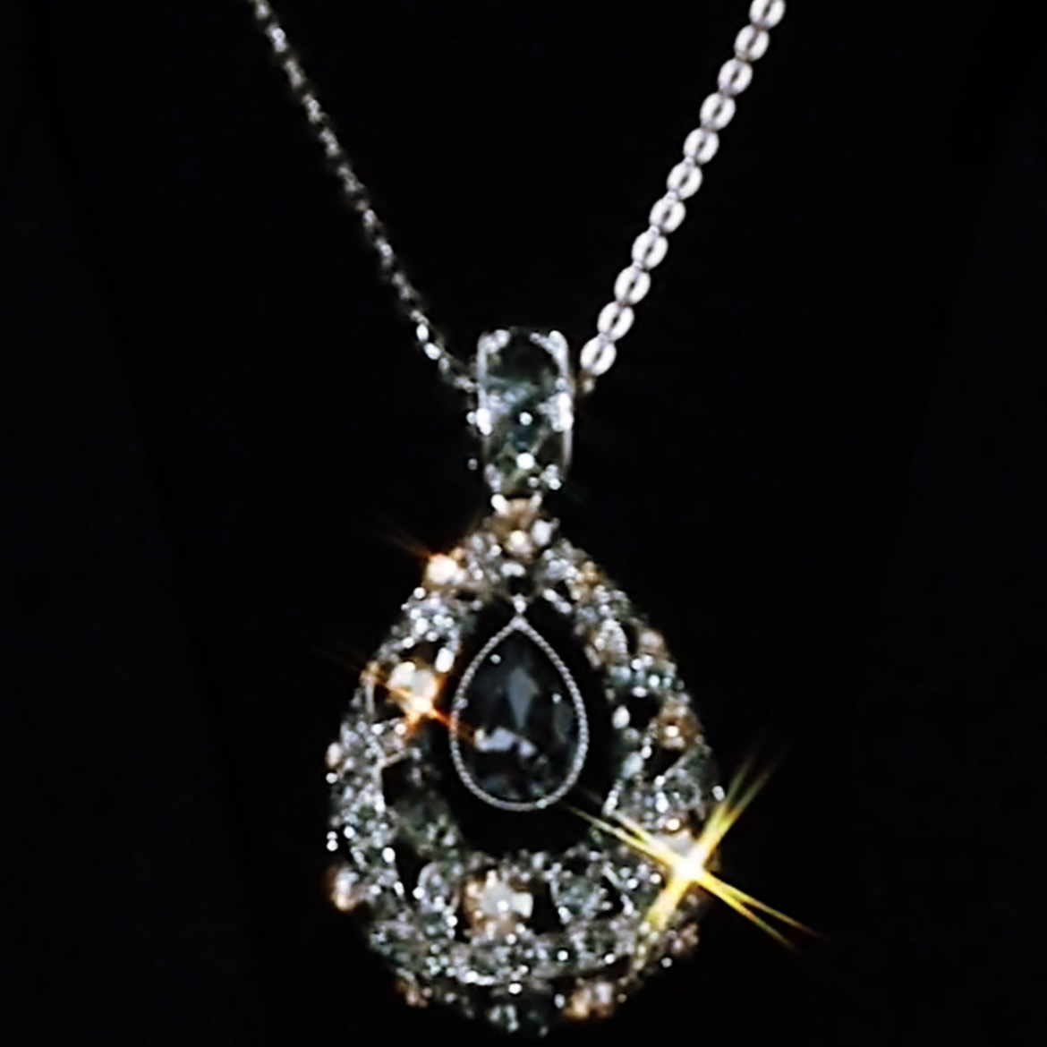 铜合金锆石项链 高端链子饰品百搭闪耀气质毛衣链满钻镶嵌轻奢