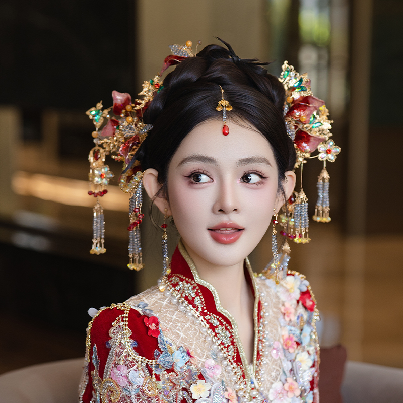 合金婚庆饰品 新娘秀禾服小众精致蝴蝶发钗重工中式造型发饰G0326