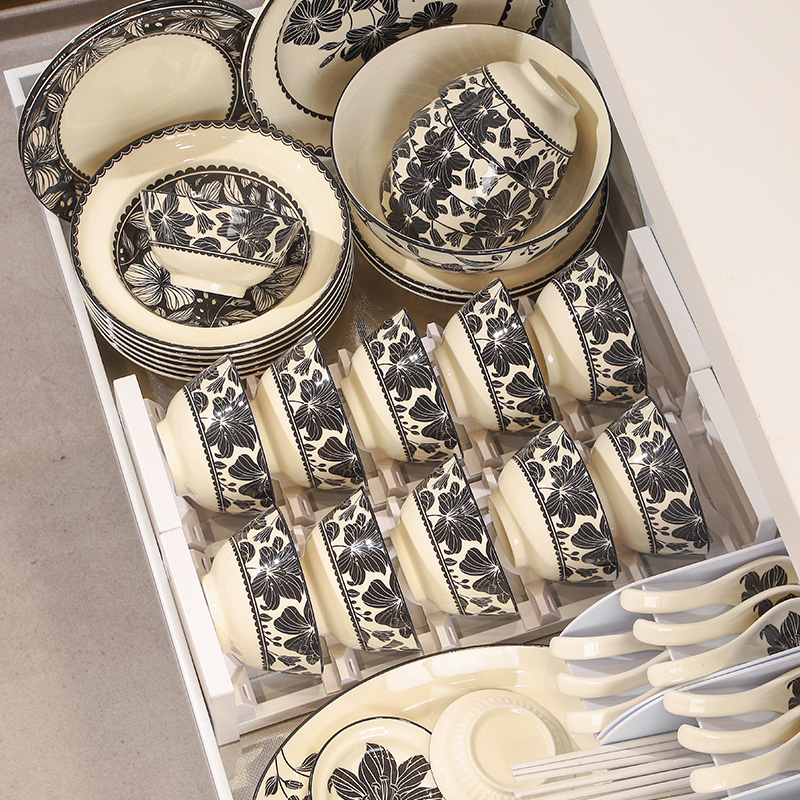 法式奶油风陶瓷餐具家庭用碗盘套装2025新款轻奢乔迁新居餐具百合